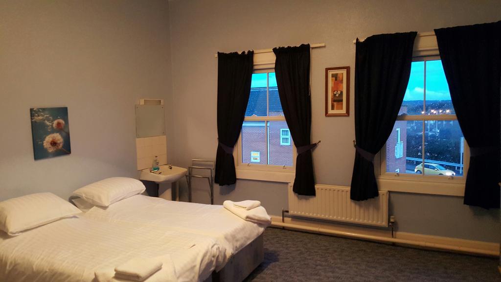 Station Hotel Hucknall Kültér fotó