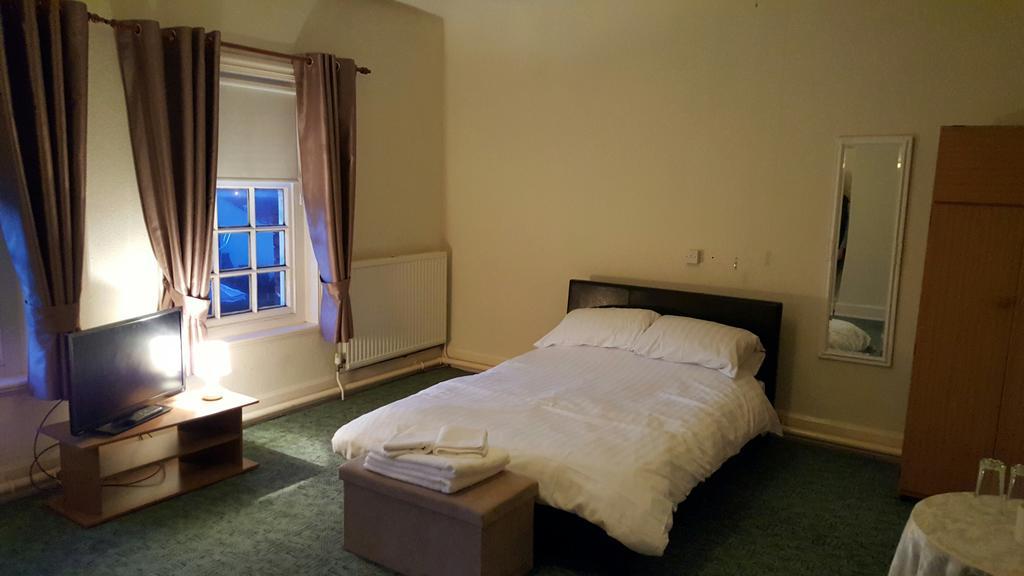 Station Hotel Hucknall Kültér fotó