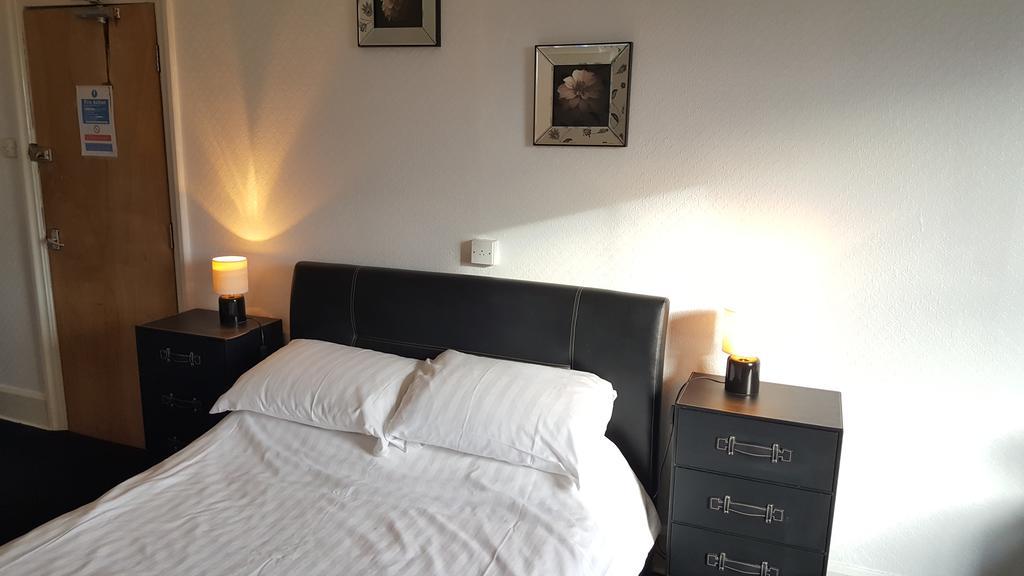 Station Hotel Hucknall Kültér fotó