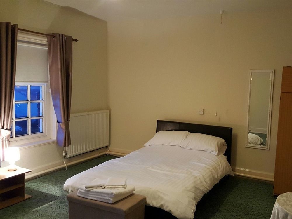 Station Hotel Hucknall Kültér fotó