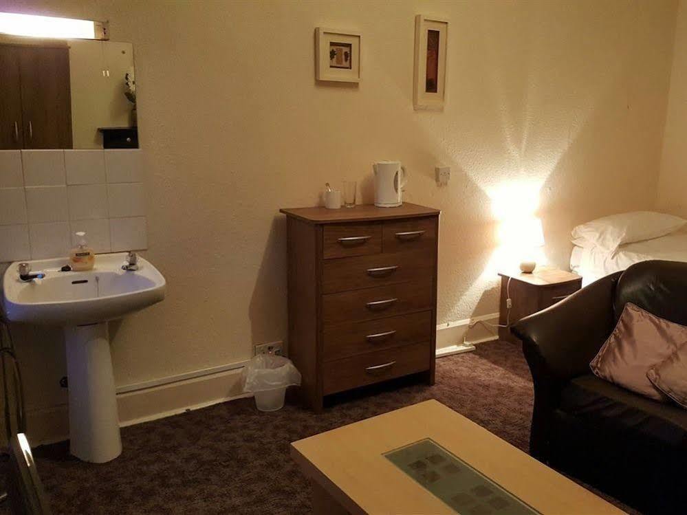 Station Hotel Hucknall Kültér fotó