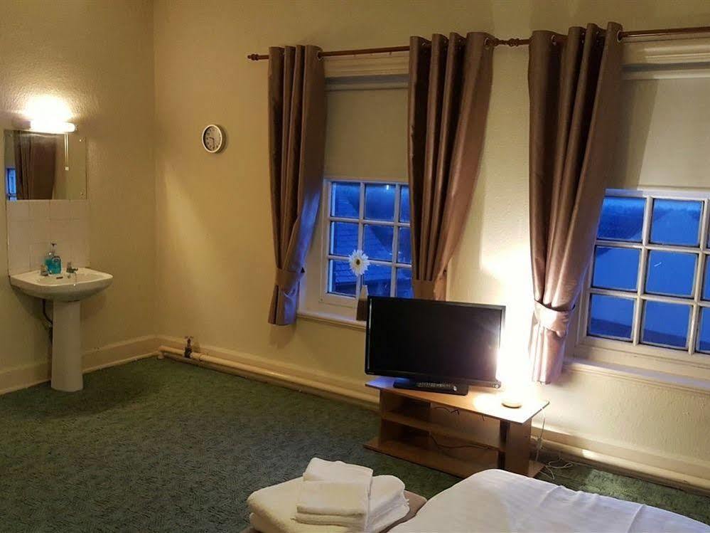 Station Hotel Hucknall Kültér fotó