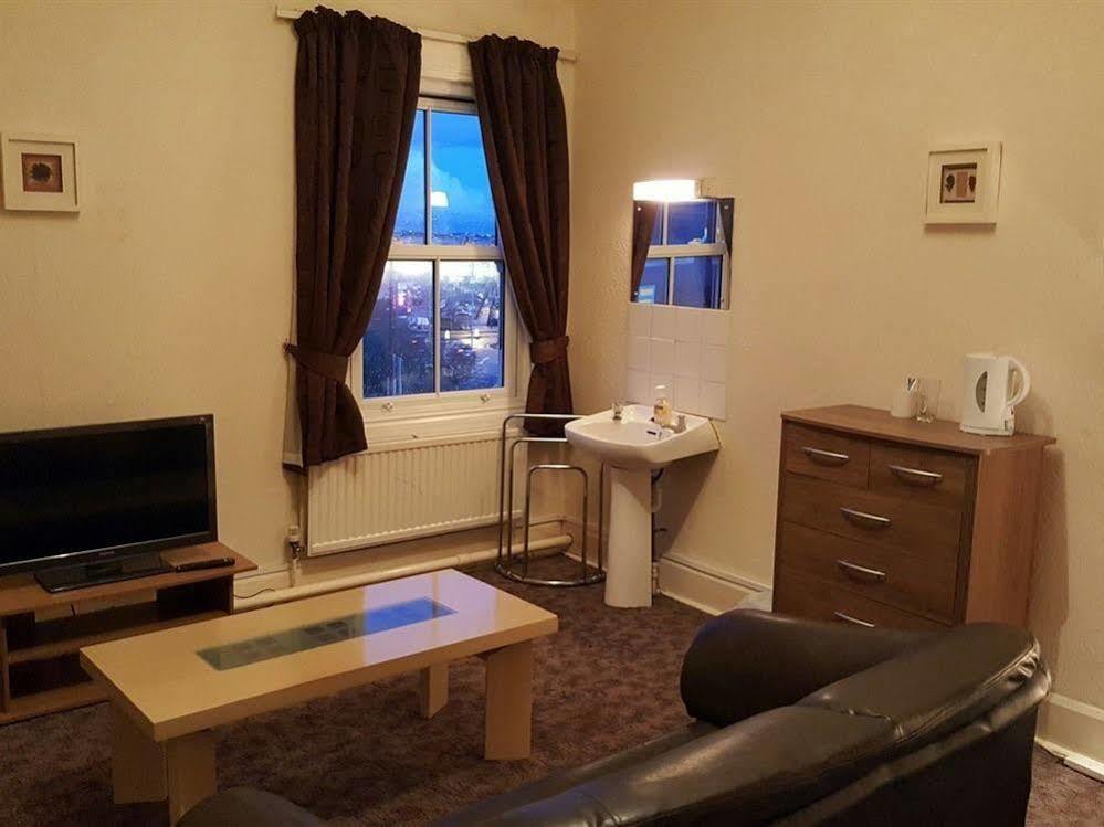 Station Hotel Hucknall Kültér fotó